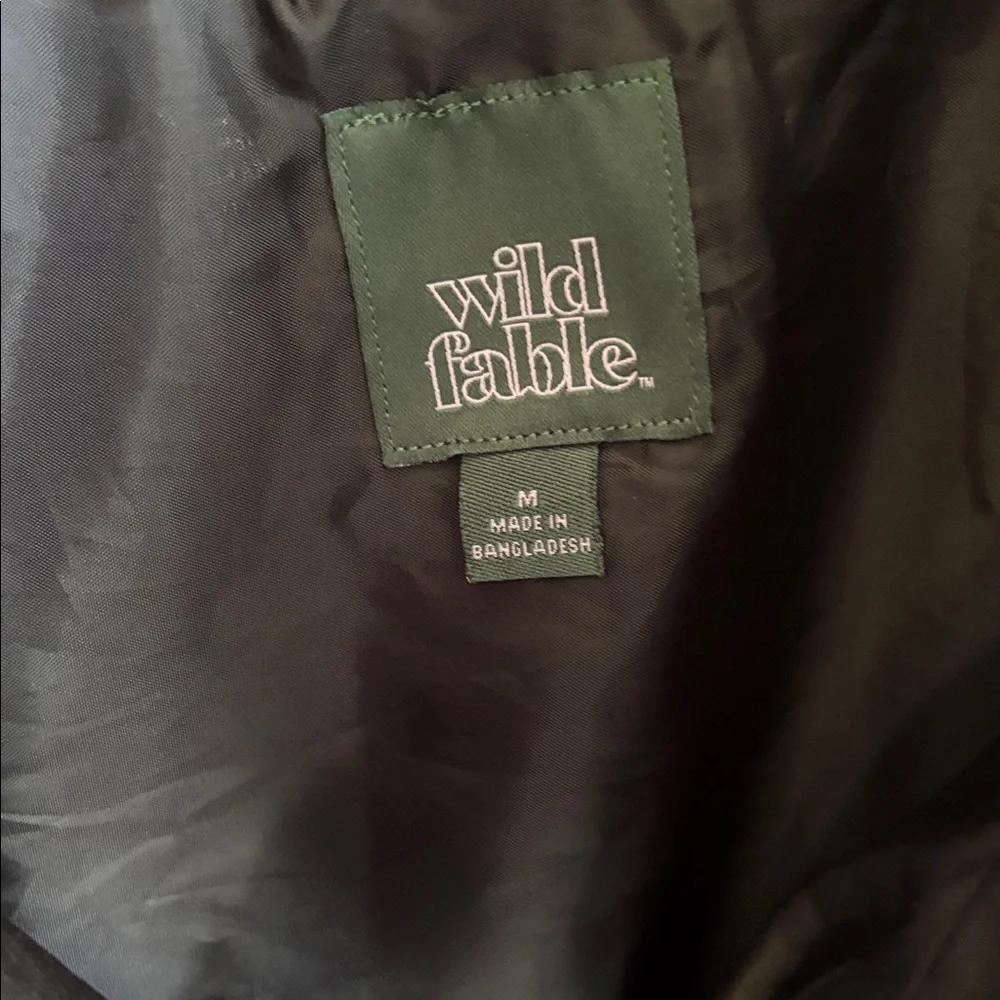 Wild Fable puffer jacket women's medium cropped black coat - Picture 4 of 8